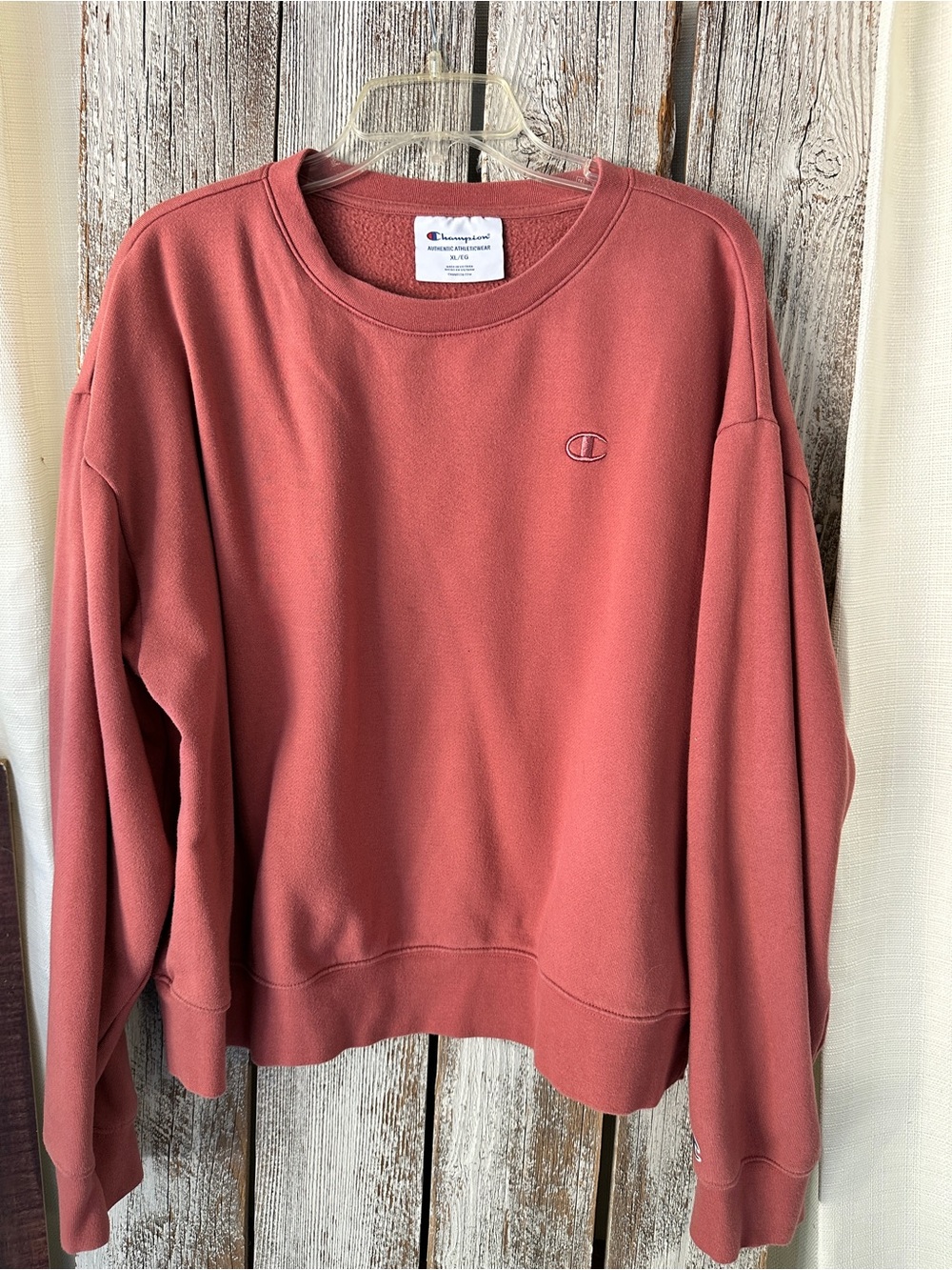 Champion Women's Crewneck Sweatshirt in Rosewood